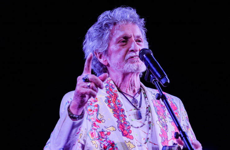 A Night Of YES songs by Jon Anderson and The Band Geeks